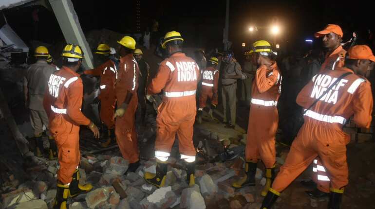 NDRF team with rescue worker at Shah-Beri village