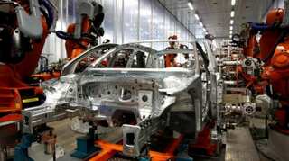 US manufacturing contracts for first time in 3 years: Industry survey