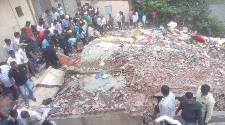 Five people injured after building collapses near Pune’s Keshavnagar