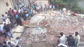 Five people injured after building collapses near Pune’s Keshavnagar