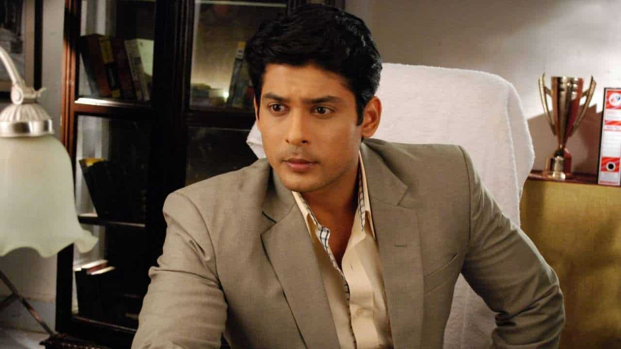 Balika Vadhu actor Sidharth Shukla arrested for injuring 7 in car crash Balika Vadhu actor Sidharth Shukla arrested for injuring 7 in car crash