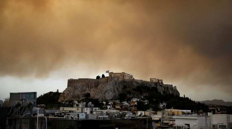 Firefighters contain major blaze near Athens Firefighters contain major blaze near Athens