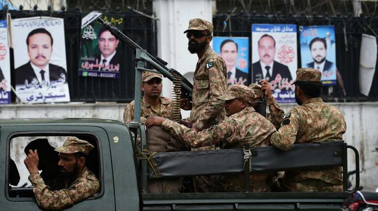 Pakistan Army seeks nearly 20% increase in salaries of personnel
