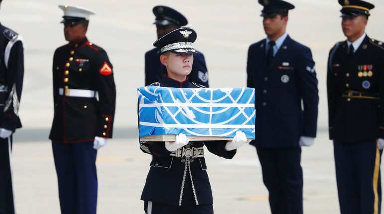 Trump thanks Kim as North Korea hands over Korean War remains 