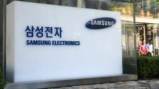 Samsung's quarterly profit plunges to 8-year low on demand slump