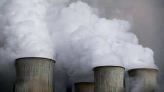 Greenhouse emissions in US witness largest dip since World War II