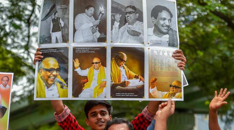 Row over Karunanidhi burial: DMK moves High Court, acting chief justice to hear case tonight