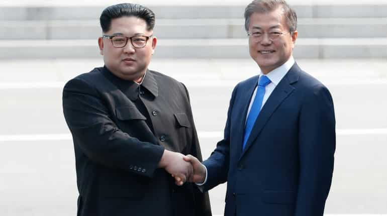 North Korea and South Korea should reunite, say 70% Seoul citizens North Korea and South Korea should reunite, say 70% Seoul citizens