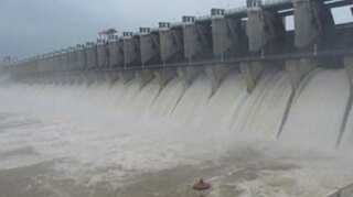 More Tamil Nadu villages, crops go under water,13,569 people in relief camps