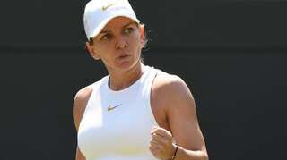 Simona Halep suffers herniated disc