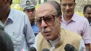 Governor's decision to dissolve assembly 'unconstitutional', Mehbooba should move court: Saifuddin Soz
