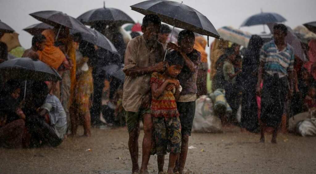 Rohingya refugees at risk as cyclone season nears: Red Cross