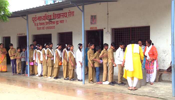 India's government schools strive to battle malnutrition