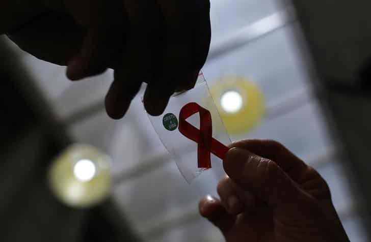 UN''s ''90-90-90'' program may cost-effectively battle AIDS