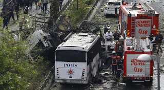 Car bomb targeting police in Istanbul kills 11, wounds 36