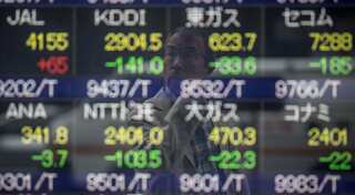 Asian markets suffer bloodletting on trade, geopolitical fears