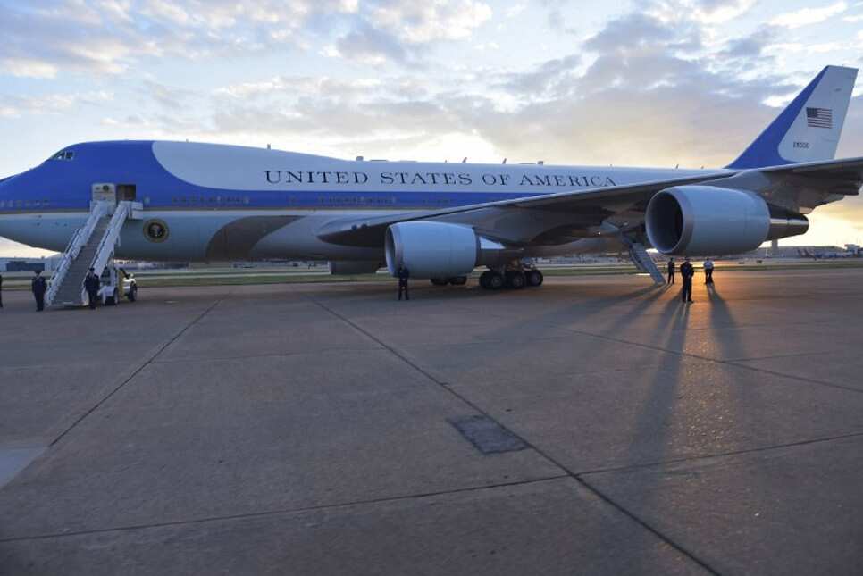 Police shoots man at Dallas airport, causes lockdown and delays