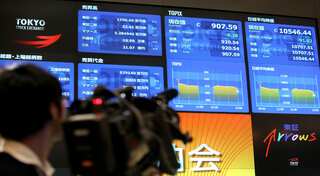 Asian shares slip as Brexit vote looms