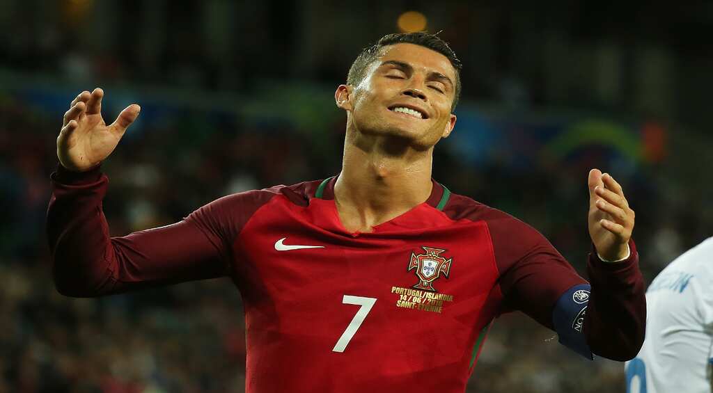 Ronaldo whines about Iceland 'parking the bus' in front of goal, then accuses them of having a 'small mentality'