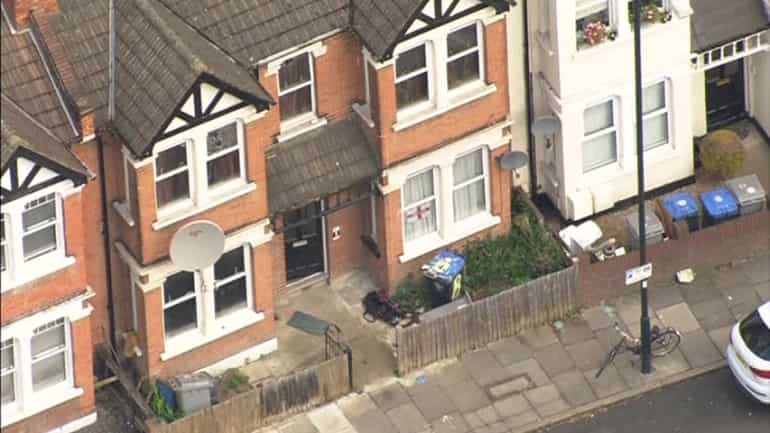 British counter-terrorism officers storm London home, 1 woman injured in shooting British counter-terrorism officers storm London home, 1 woman injured in shooting