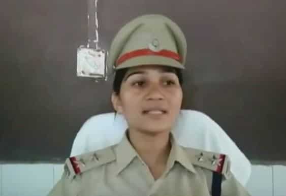 Watch: Priest refuses to conduct rituals for Durga Puja by 'lower castes', woman inspector steps in