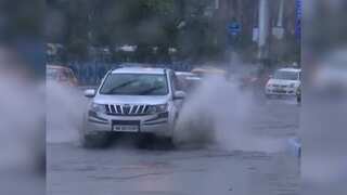 Watch: Heavy rain in south Bengal, Met department predicts more rain ahead