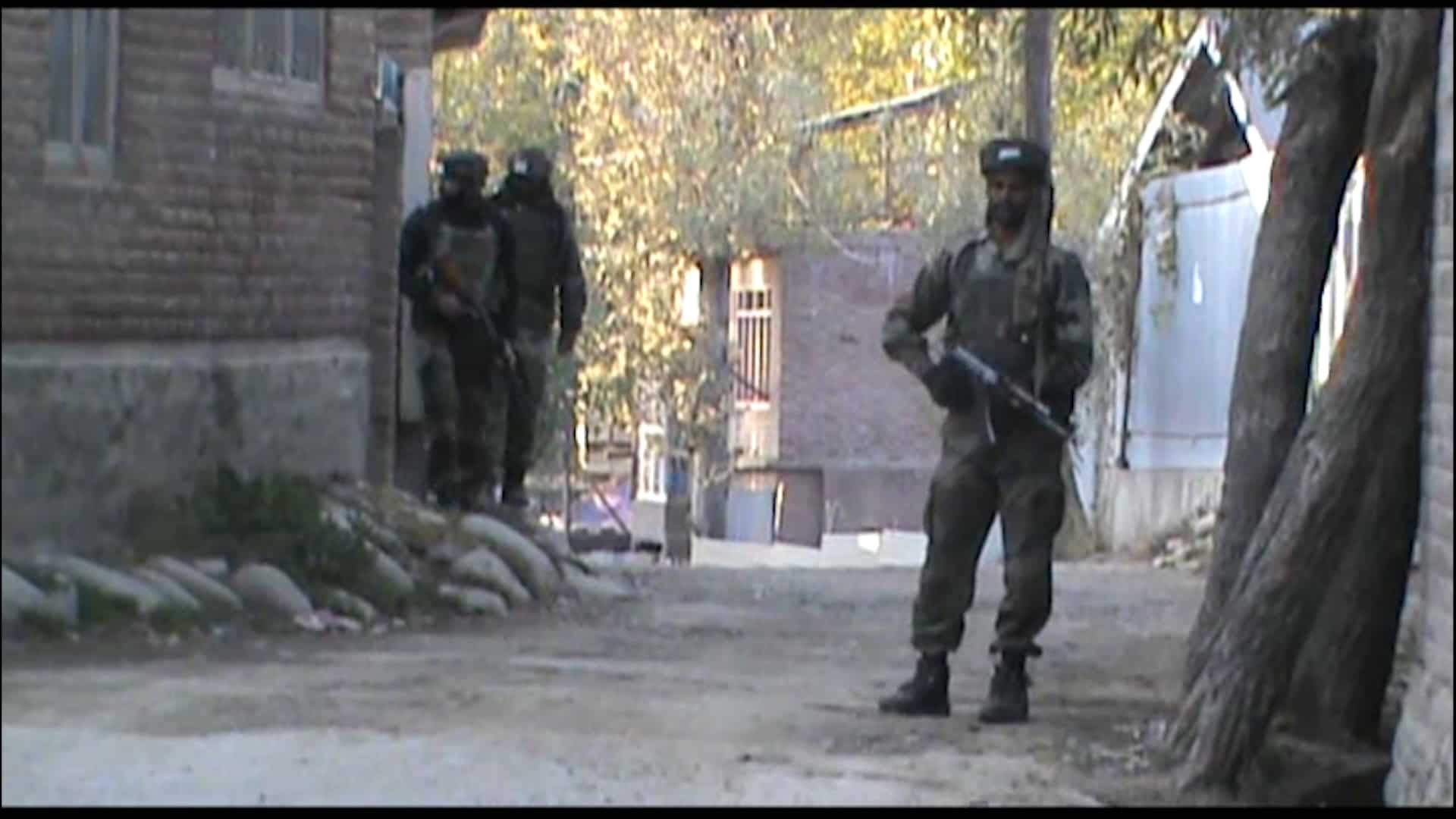 Watch: Army, CRPF launch search operations in J&K's Shopian Watch: Army, CRPF launch search operations in J&K's Shopian