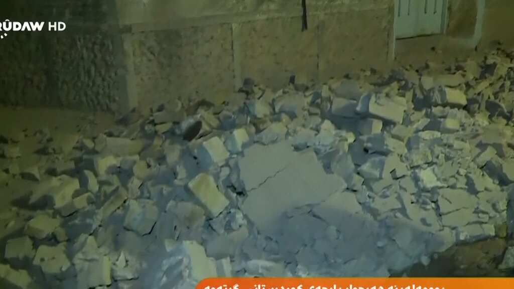 Iran-Iraq earthquake: Death toll rises to 332