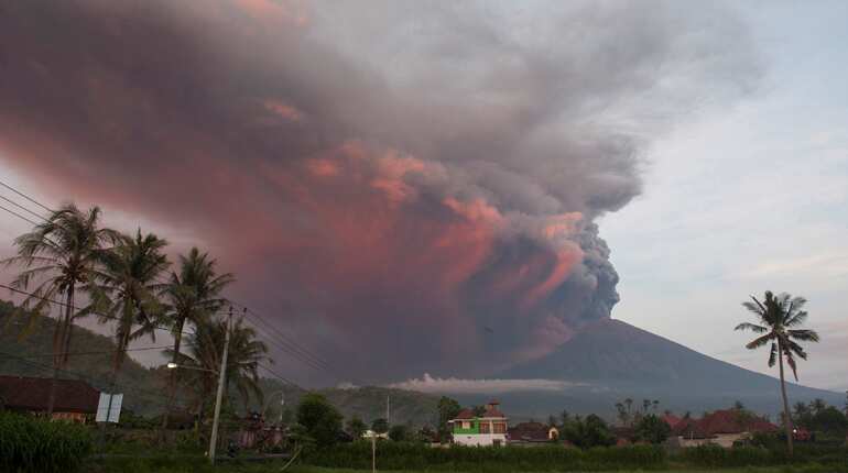 Eruption may be imminent, Bali volcano alert raised to highest level