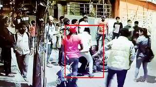 Video: Drunk revellers assault Northeast biker, girl on New Year's eve in Bengaluru