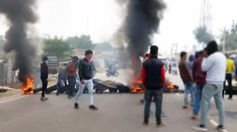 Watch: From Gurugram to Mumbai, violent protests rock cities ahead of Padmaavat release