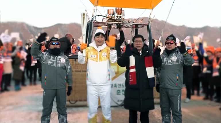 The Winter Olympic torch relay: From land to sky 'Let Everyone Shine' The Winter Olympic torch relay: From land to sky 'Let Everyone Shine'