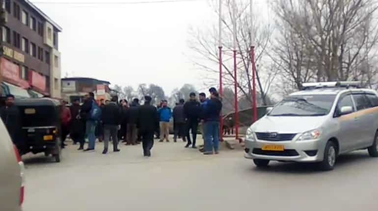 6.1 magnitude earthquake strikes Afghanistan, tremors felt in north India