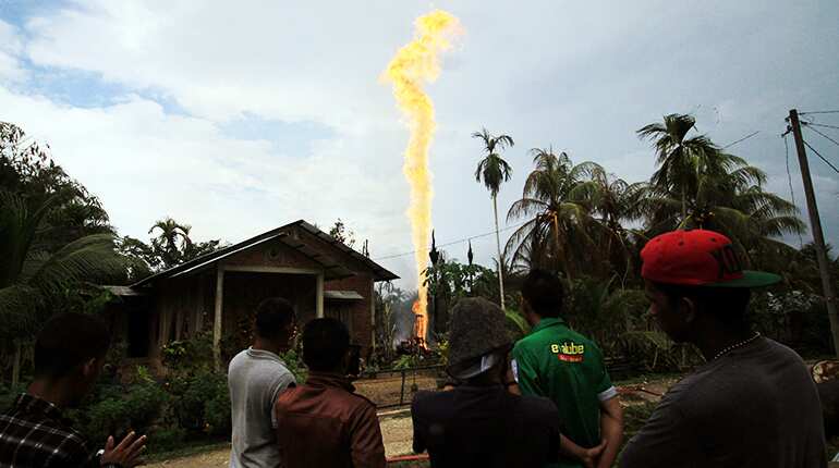 Watch: Death toll in fire at illegal oil well in Indonesia increases to 18