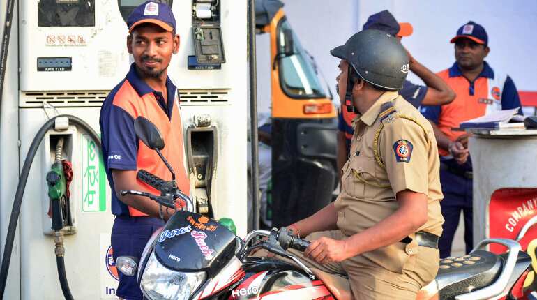 Fuel prices continue to slide as global crude rates ease