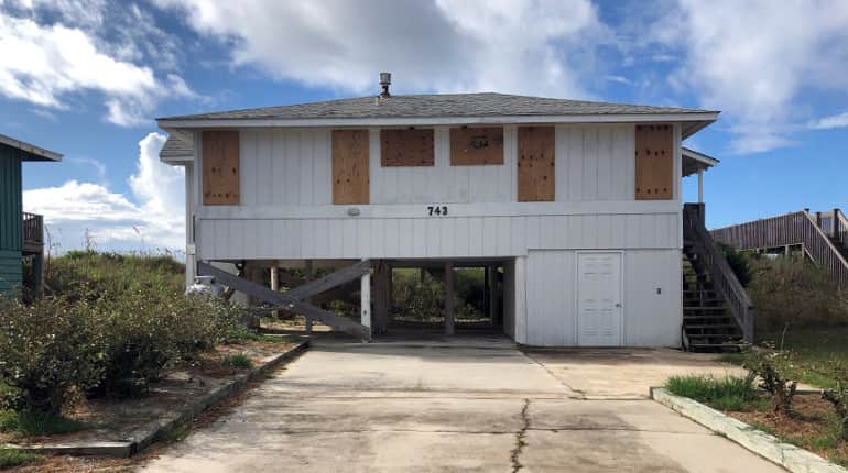 Over 1 million told to evacuate homes as Hurricane Florence bears down on US East Coast