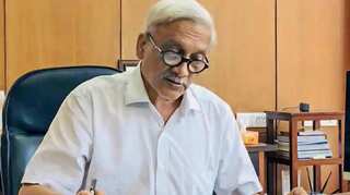 Goa: Ailing Parrikar meets BJP leaders, allies; likely to shed some portfolios