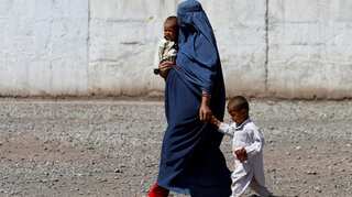 Families in Afghanistan's north seek shelter as Taliban ups pressure