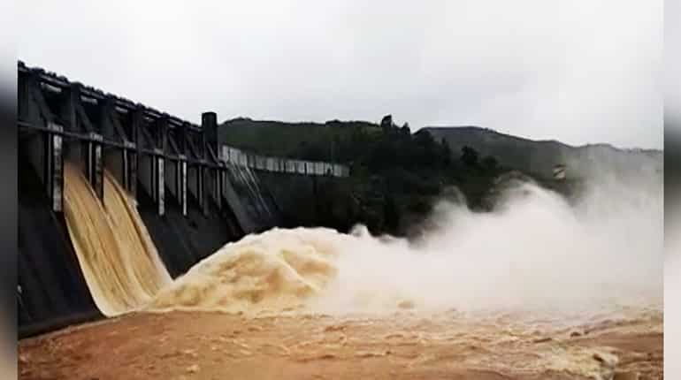 Cyclone 'Daye' lashes Odisha, 2 shutters of upper Kolab dam opened after rise in water level