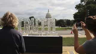 Melting ice sculpture protests 'fake news' at US Capitol