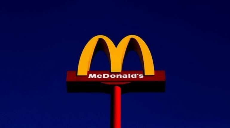 Man attacks McDonald's employee over plastic straw, held 
