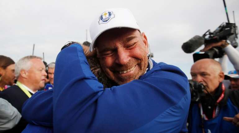 Europe regain Ryder Cup with dominant singles display Europe regain Ryder Cup with dominant singles display