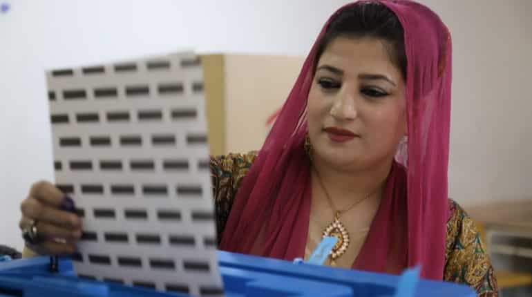 Iraqi Kurds vote for new parliament Iraqi Kurds vote for new parliament