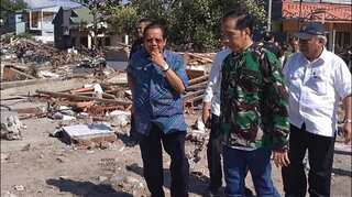 Indonesian President Joko Widodo visits worst hit areas of earthquake and tsunami