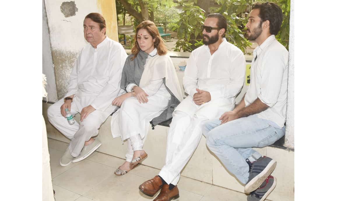 Krishna Raj Kapoor's funeral