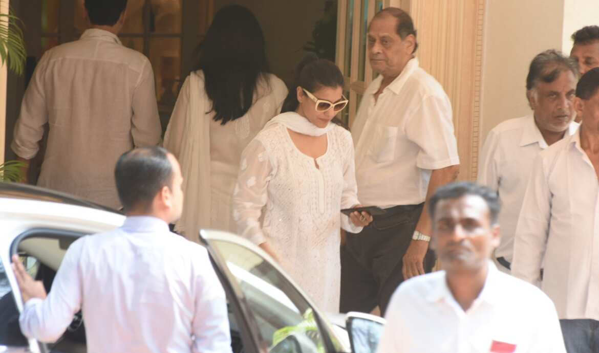 Krishna Raj Kapoor's funeral