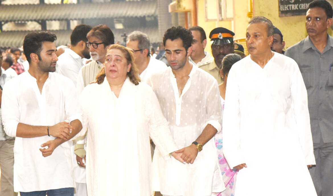 Krishna Raj Kapoor's funeral