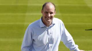 Andrew Strauss steps down as director of England cricket