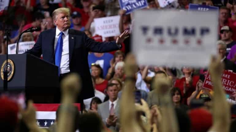 US midterm polls 2018: Trump pushes economic hope, immigrant fear in election final run