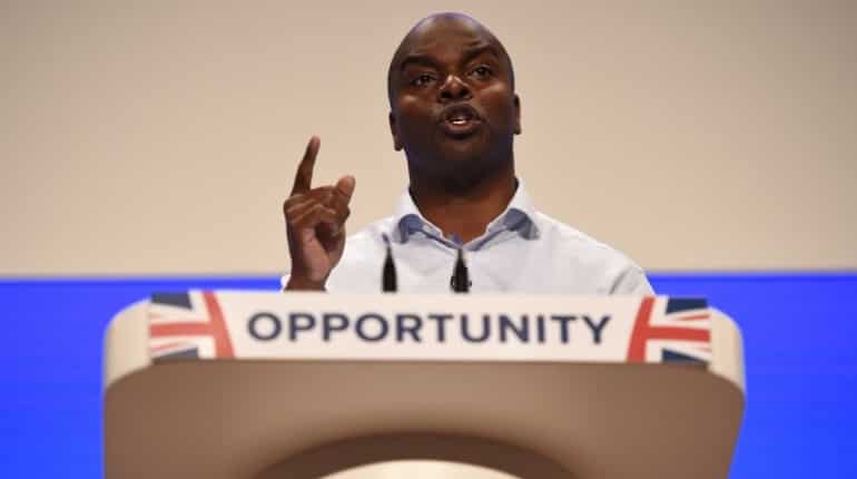 London mayoral candidate under fire for views on Hindus, Muslims London mayoral candidate under fire for views on Hindus, Muslims